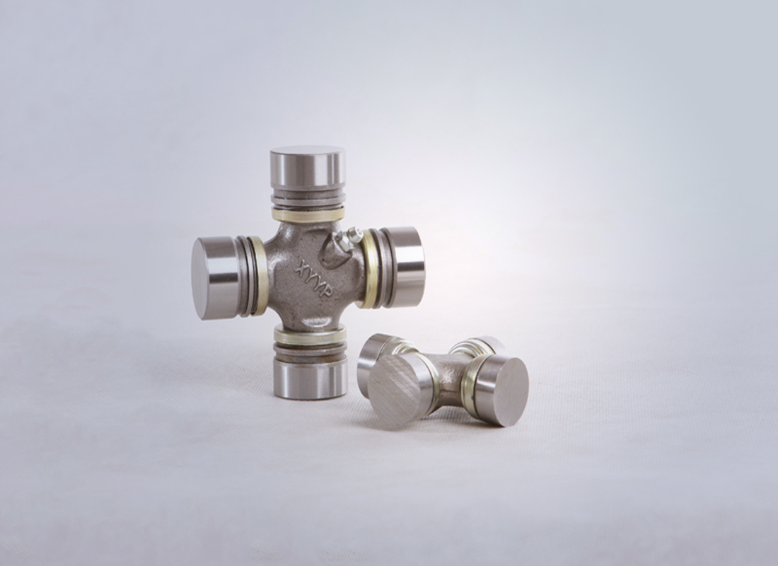 萬(wàn)向節十字(zì)軸-CA150萬向節(jie)-φ43×124.6-鷹牌軸承(chéng)