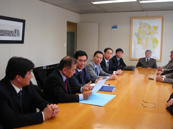 鷹(yīng)牌軸承擁有(you)國内先進的(de)生産設備，讓(ràng)客戶滿意